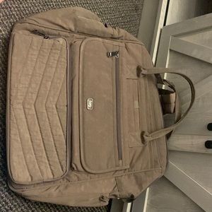 Lug carry-on bag